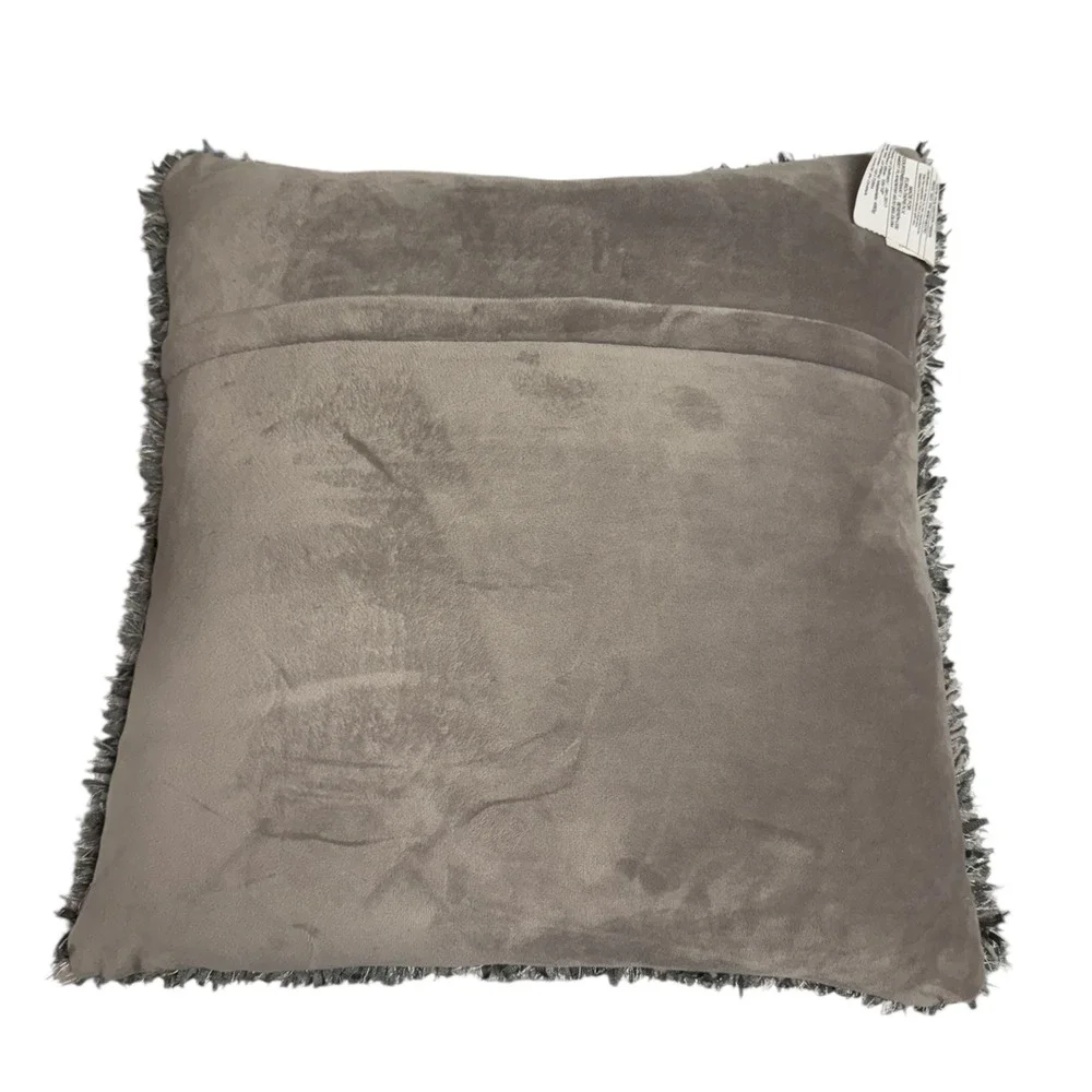 Moove Shag Throw Pillow Decorative Accent Pillow Soft Plush Gray WPP3‎